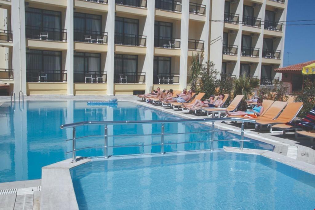 Porteras Otel Kusadası Eksteriør billede